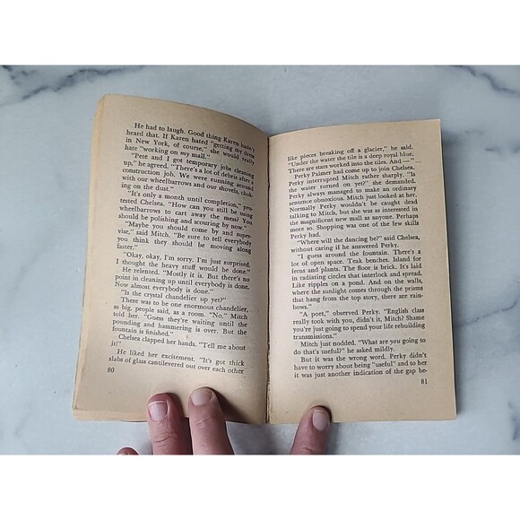 Chrystal Falls The Bad And The Beautiful By Caroline B. Cooney Paperback - Picture 6 of 10